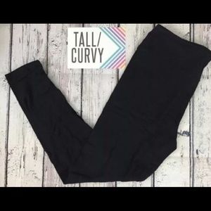 Noir solid black lularoe leggings tc see pic